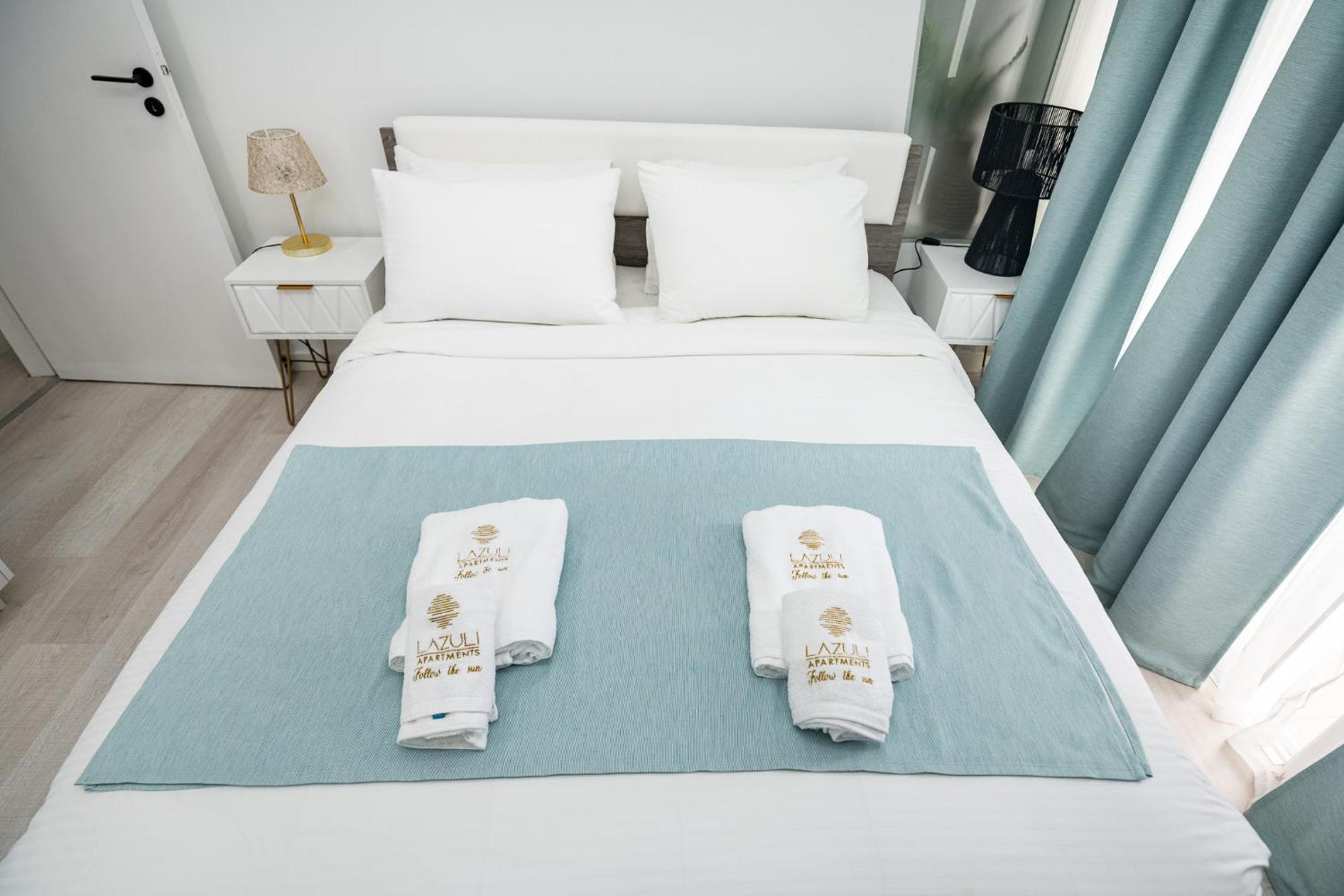 Lazuli Sea View Beachfront Ap 21 Lárnaka Kültér fotó