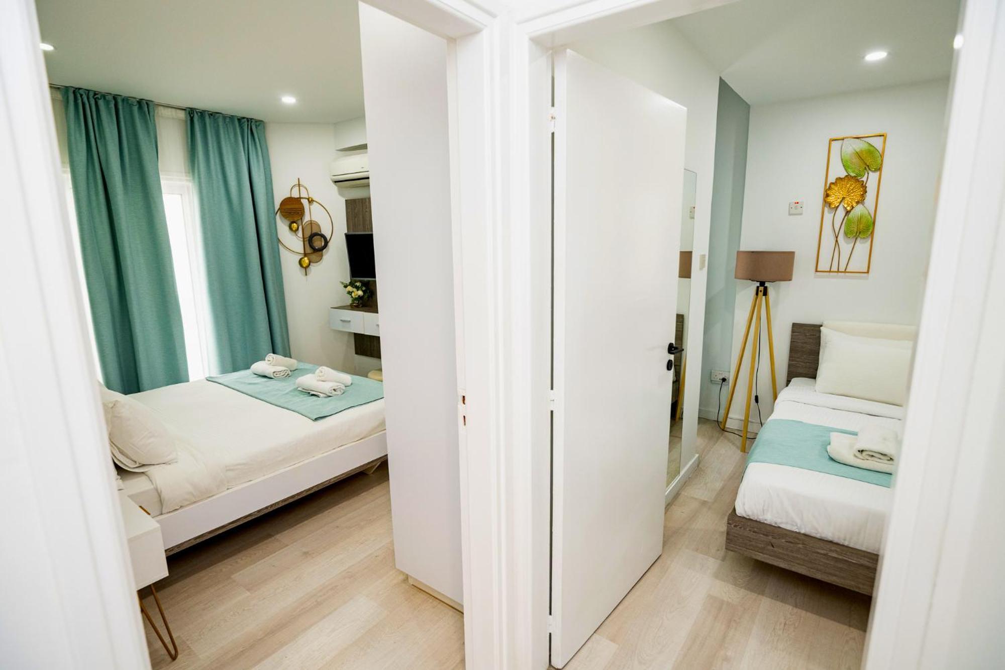 Lazuli Sea View Beachfront Ap 21 Lárnaka Kültér fotó